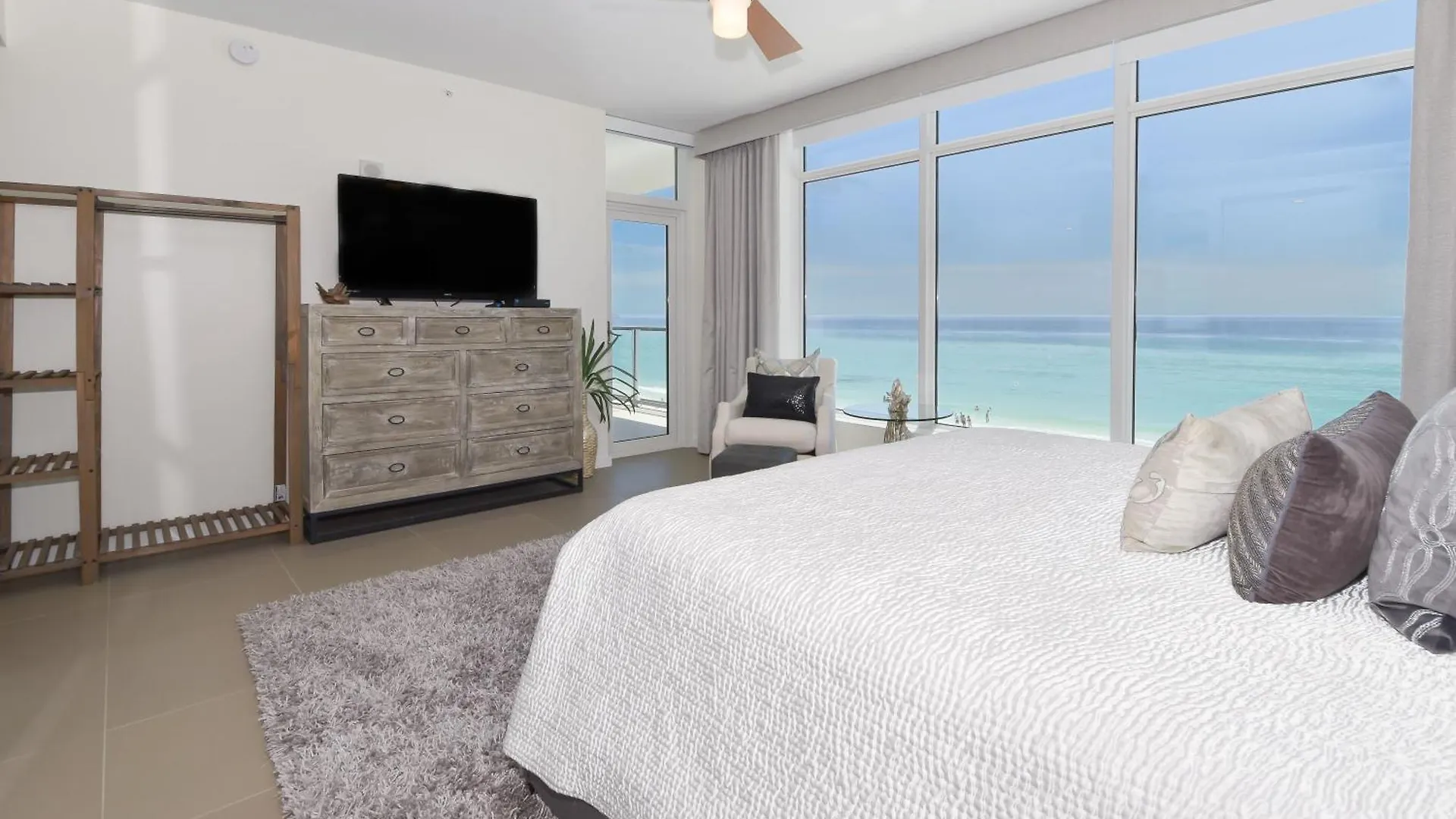 1900 Ninety Eight 401 Apartment Destin